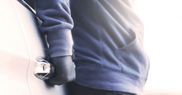 Wrocławscy policjanci zatrzymali złodzieja katalizatorów [VIDEO]