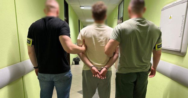 KMP - Policjanci zatrzymali podejrzanego o fałszywy alarm bombowy w znanej sieci sklepów z asortymentem komputerowym