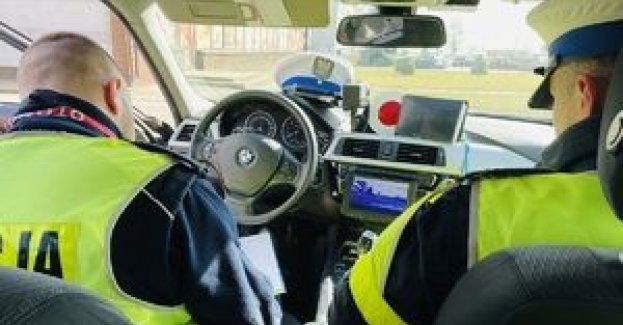 Złamał trzy sądowe zakazy prowadzenia pojazdów. Wpadł podczas kontroli drogowej