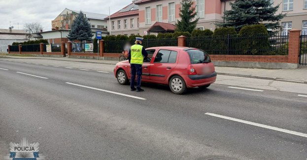 Dwie osoby zatrzymane za jazdę po alkoholu w powiecie przysuskim