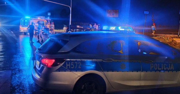 Wypadek na skrzyżowaniu ul. Warszawskiej z drogą krajową nr 7 w Mławie, ranne 3 osoby, w tym 4-letnie dziecko
