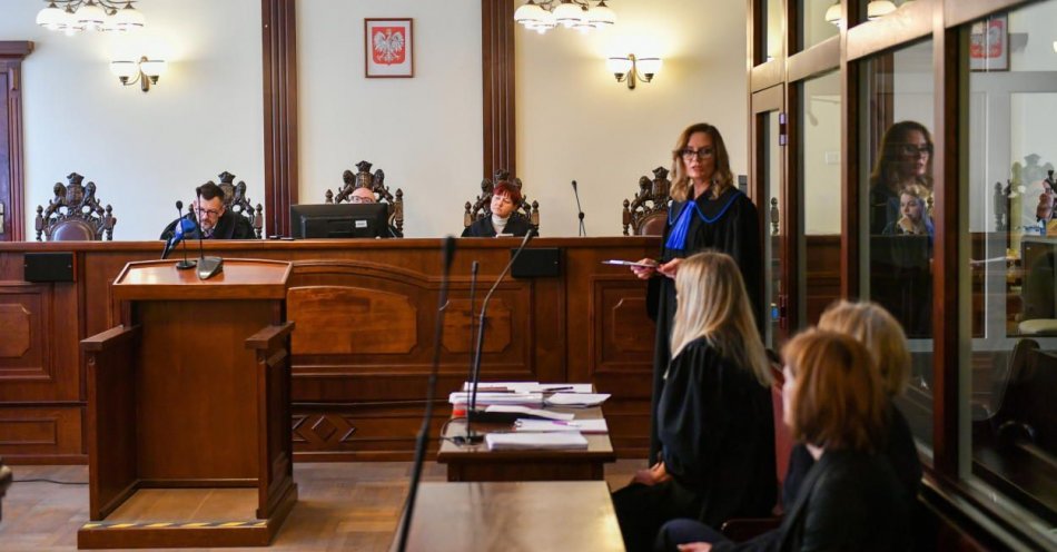 zdjęcie: Sąd podwyższył zadośćuczynienie dla rodziny Piotra Bartoszcze zamordowanego przez SB / fot. PAP