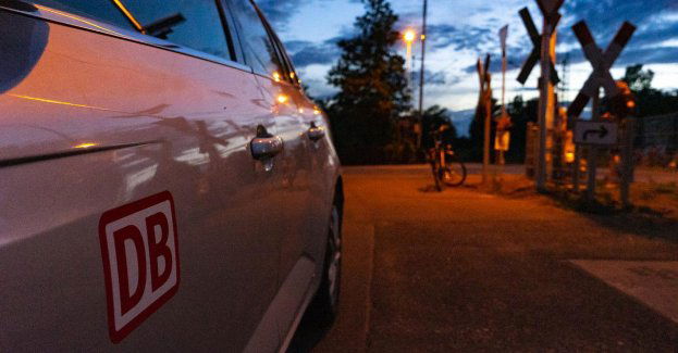 Trzy osoby nie żyją! Tragedia na przejeździe kolejowym w Dąbrówce Wielkopolskiej