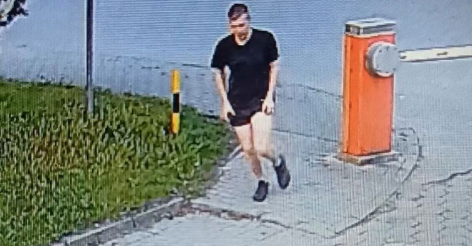 zdjęcie: Publikujemy wizerunek sprawcy kradzieży / fot. KPP w Ciechanowie