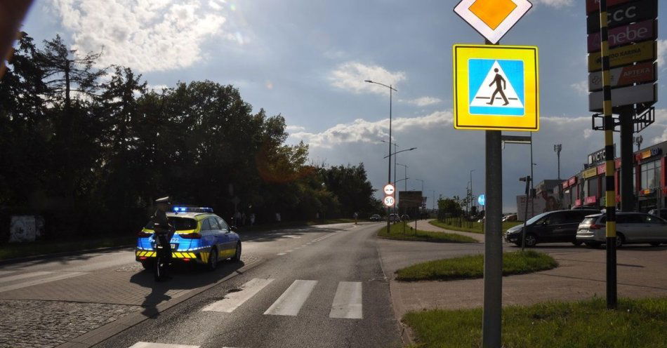 zdjęcie: Dwa wypadki w Pruszczu - zderzyło się dwoje rowerzystów i auto z kierującym hulajnogą / fot. KPP w Pruszczu Gdańskim