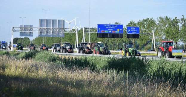 Trwa protest przewoźników i rolników na granicy z Ukrainą