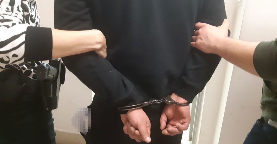zdjęcie: W areszcie odpowie za przestępstwo na tle narodowościowym / fot. KPP Bielsk Podlaski