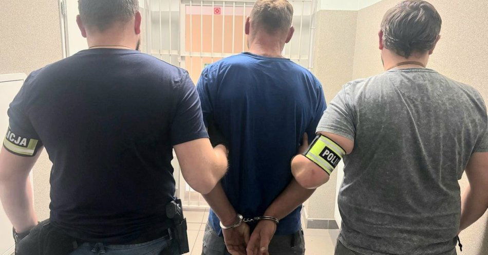 zdjęcie: Matka zawiadomiła, że znalazła u syna narkotyki / fot. KPP Wysokie Mazowieckie