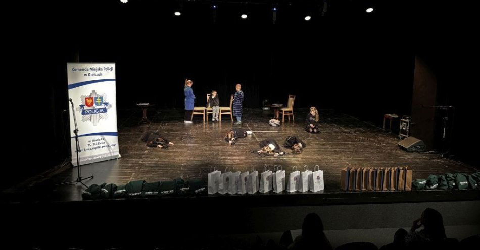 zdjęcie: Powiatowy etap Przeglądu Małych Form Teatralnych / fot. KMP Kielce