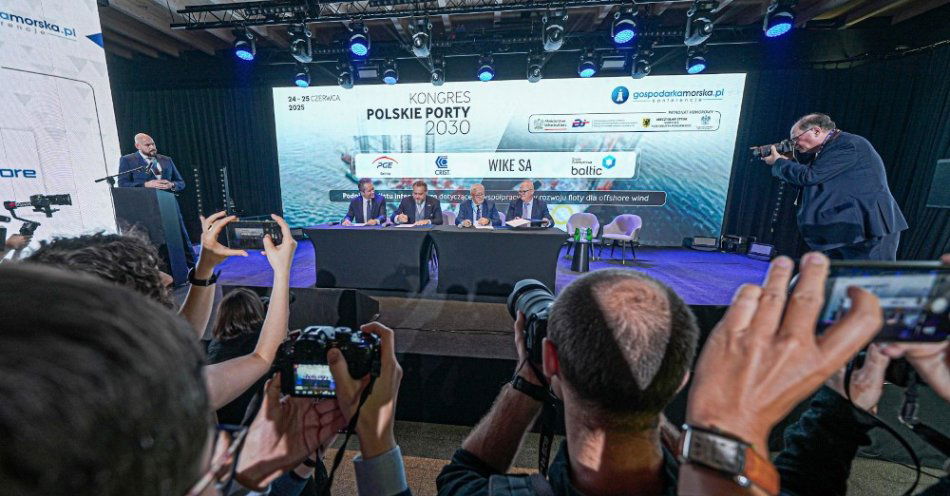zdjęcie: PGE Baltica, CRIST, WIKE i Grupa Przemysłowa Baltic chcą współpracować przy budowie statków instalacyjnych i serwisowych / fot. PGE Baltica