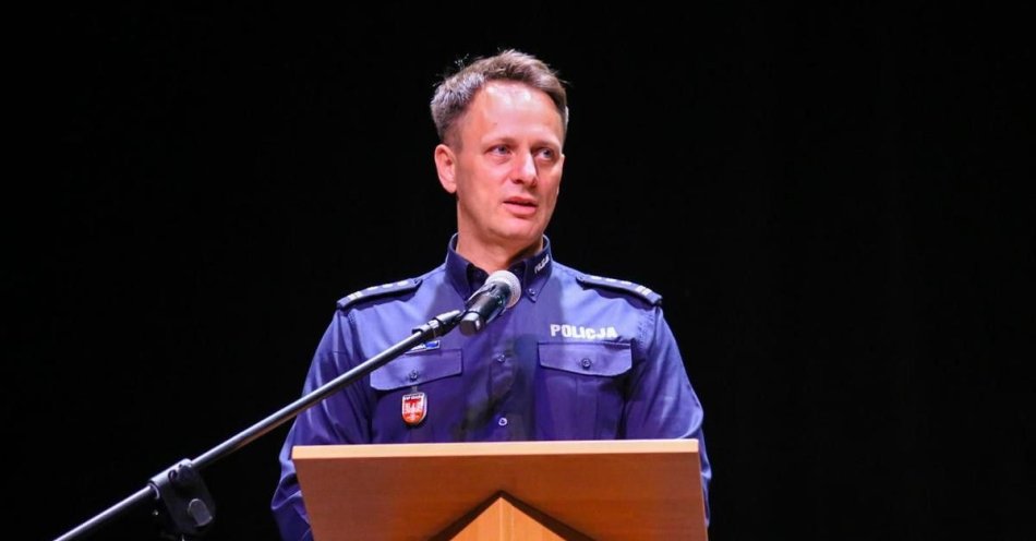 zdjęcie: Niepodległość zobowiązuje Służba Ojczyźnie wczoraj i dziś / fot. KMP w Limanowej