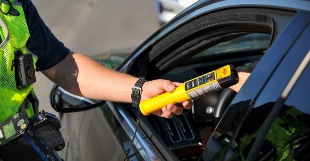 Minionej nocy tatrzańscy policjanci zatrzymali dwóch pijanych kierowców