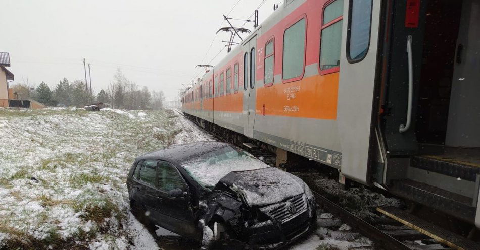 zdjęcie: Kierowco, strzeż się pociągu / fot. KPP Busko-Zdrój