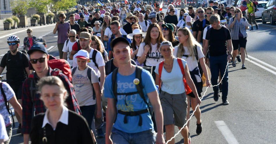 zdjęcie: W poniedziałek i wtorek rano utrudnienia z powodu pielgrzymek / fot. PAP