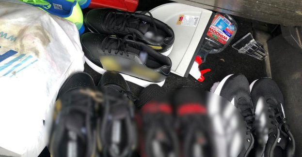 Miłośnik obuwia w rękach policjantów