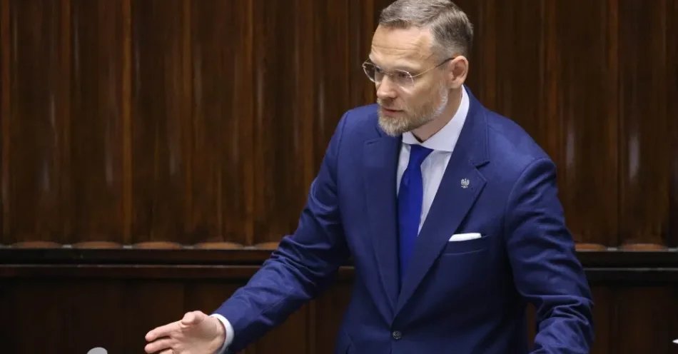 zdjęcie: Bogucki: kandydatura Berka na sędziego TK nie powinna być procedowana z powodów formalnych / Warszawa, 04.09.2026. Szef Kancelarii Prezydenta RP Zbigniew Bogucki na sali obrad Sejmu, 4 bm. W trzecim, ostatnim dniu posiedzenia izba ma m.in. dokonać wyboru nowego sędziego Trybunału Konstytucyjnego. (jm) PAP/Albert Zawada