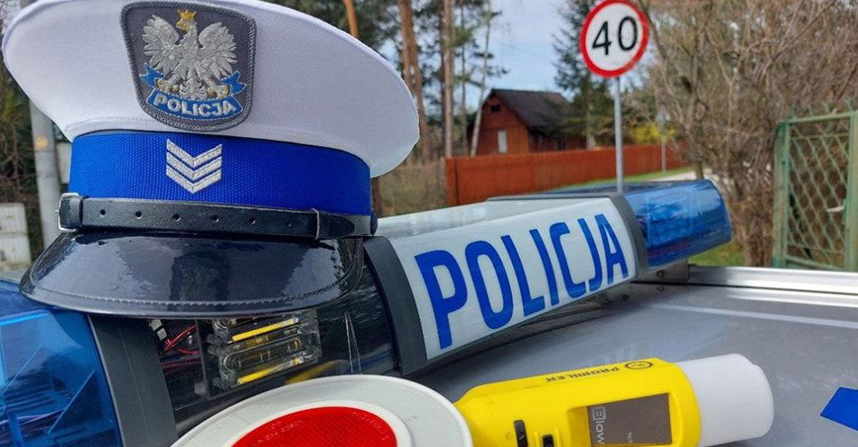 zdjęcie: Pijany kierowca zagrażał sobie i innym-jego dalszą niebezpieczną jazdę przerwali ostrołęccy policjanci / fot. KMP w Ostrołęce