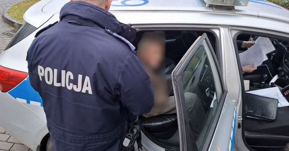 zdjęcie: Święta za kratkami. Policja zatrzymała dwoje poszukiwanych / fot. KPP w Lęborku