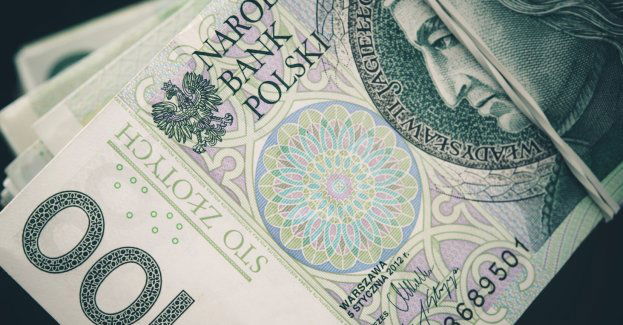 43-latek posługiwał się podrabianymi prawami jazdy