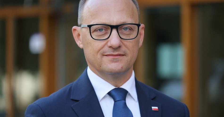 zdjęcie: Prezydent nie podjął jeszcze decyzji ws. tzw. ustawy wiatrakowej / fot. PAP
