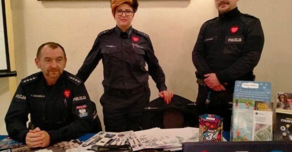 zdjęcie: Skarżyscy policjanci na 34. Finale WOŚP / fot. KPP Skarżysko-Kamienna