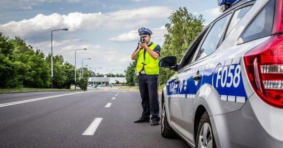 zdjęcie: Pędził w trenie zabudowanym 110 km/h będąc pod działaniem alkoholu / fot. KPP w Sieradzu