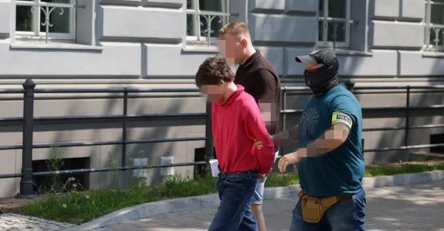 Wrocław: prokuratura wnioskuje o areszt dla 18-latka podejrzanego o usiłowanie zabójstwa kobiety