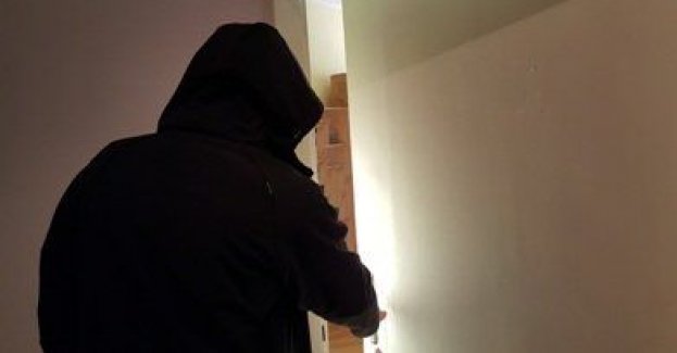 Zamykajmy drzwi nawet jeśli jesteśmy w domu - nie pozwólmy się okraść