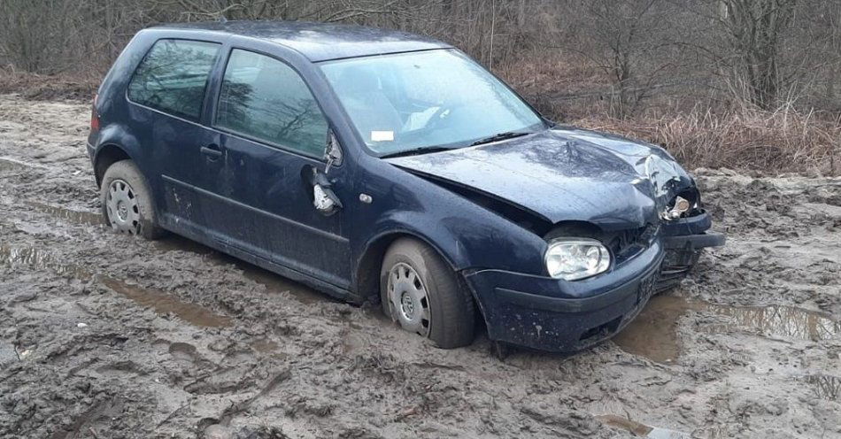 zdjęcie: Ukradli golfa by sprzedać go na części / fot. KMP Biała Podlaska