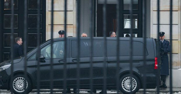 Zakończyło się spotkanie prezydenta z szefem MON, koordynatorem służb specjalnych oraz szefami służb