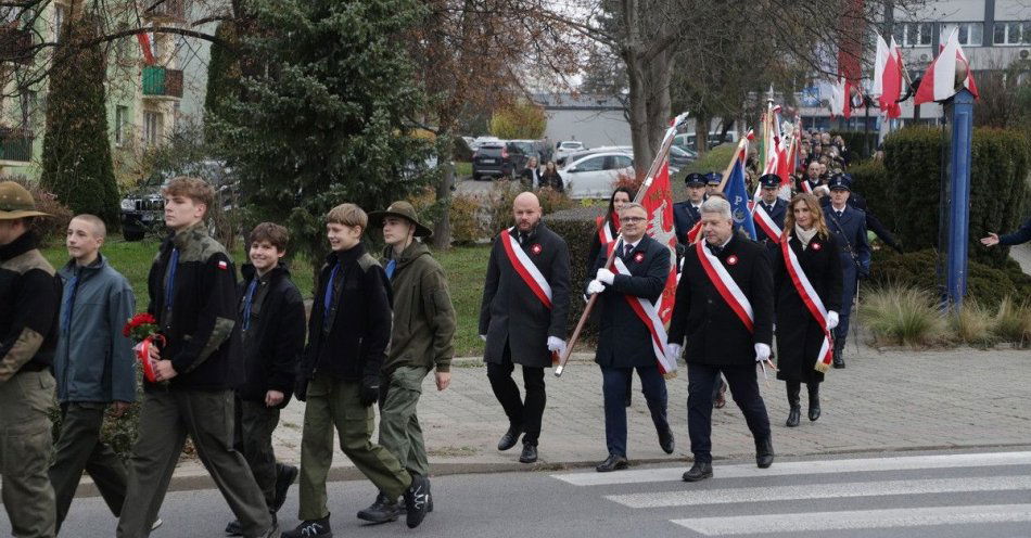 zdjęcie: Przeworsk uczcił 107. rocznicę odzyskania niepodległości / fot. KPP w Przeworsku