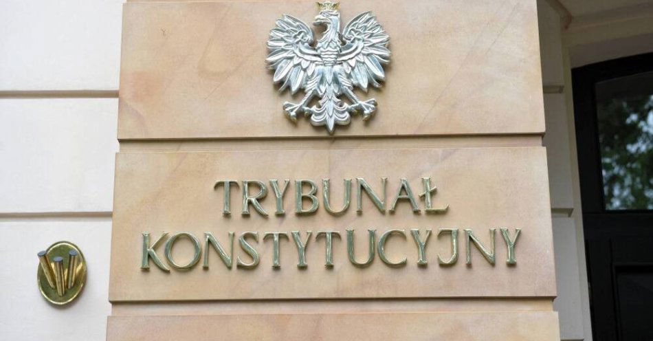 zdjęcie: 16 kwietnia w TK rozprawa ws. zbadania konstytucyjności sposobu zgłaszania i weryfikacji kandydatów do KRS / Warszawa, 17.07.2018. Siedziba Trybunału Konstytucyjnego w Warszawie, 17 bm. Trybunał Konstytucyjny wydał, 17 bm. orzeczenie w sprawie, którą przed rokiem skierował do TK prokurator generalny Zbigniew Ziobro. Chodzi m.in. o to, czy zastosowanie przez prezydenta prawa łaski zobowiązuje sąd do zakończenia postępowania, niezależnie od jego etapu. Sprawa ma związek z ułaskawieniem b. szefa CBA Mariusza Kamińskiego. (rp/doro) PAP/Radek Pietruszka