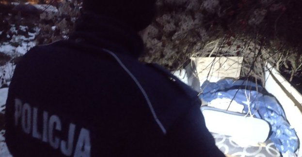 Nie bądź obojętny wobec osób bezdomnych i potrzebujących pomocy- dzwoniąc możesz uratować ludzkie życie