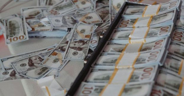 Policjanci zatrzymali włamywacza