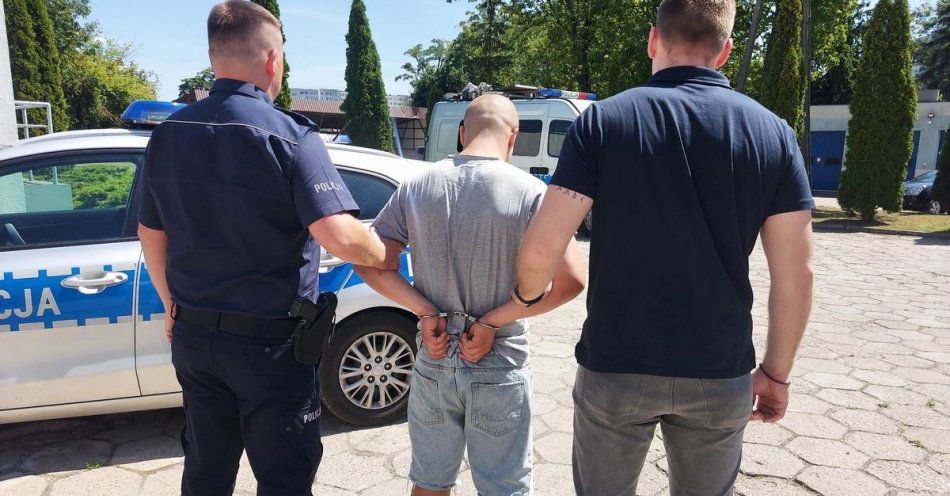 zdjęcie: Skuteczna akcja bełchatowskich kryminalnych - narkotykowa transakcja przerwana w ostatniej chwili / fot. KPP w Bełchatowie