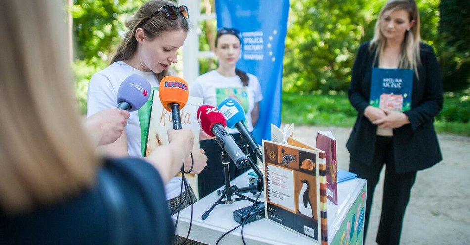 zdjęcie: ALFABET w Ogrodzie Saskim / fot. UM Lublin / Alfabet w Ogrodzie Saskim