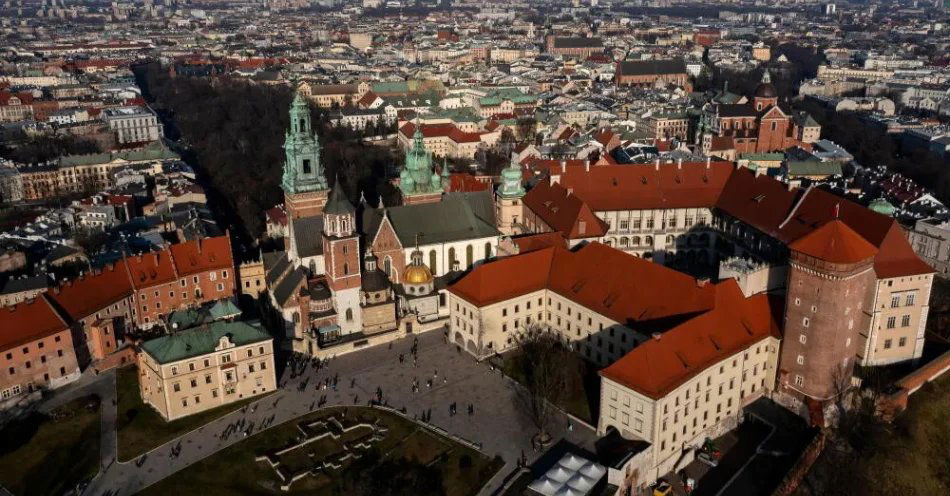 zdjęcie: Kraków: czwartek ostatnim dniem zgłaszania kandydatur na prezydenta do komisji wyborczej / Kraków, 09.01.2021. Zamek Królewski na Wawelu w Krakowie, 9 bm. (łg/dw) PAP/Łukasz Gągulski