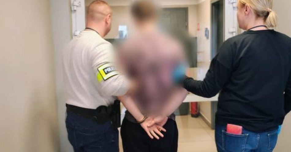 zdjęcie: Młody mieszkaniec Opoczna zatrzymany z narkotykami / fot. KPP w Opocznie