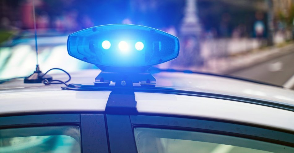 zdjęcie: Drogowy agresor z zarzutami - odpowie m.in. za uszkodzenie mienia i groźby / v11524872