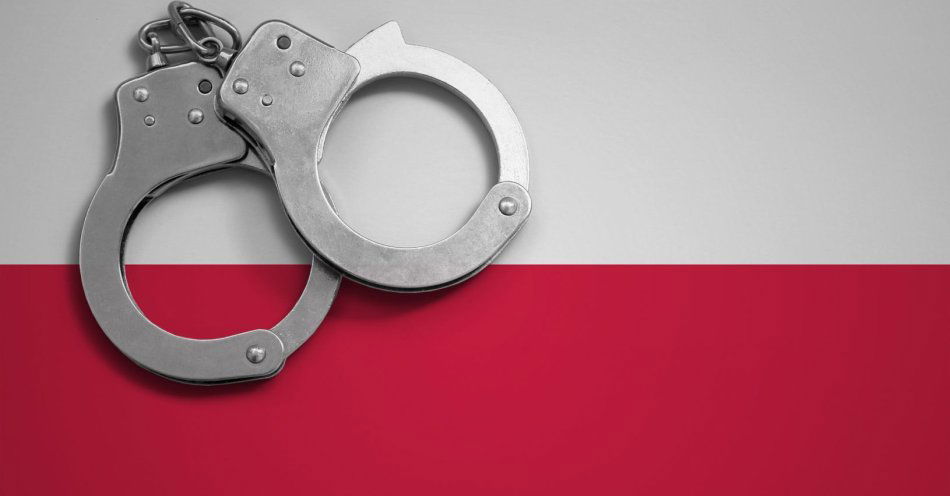 zdjęcie: Zatrzymanie pseudokibica poszukiwanego za udział w tzw. ustawce i śmiertelnym pobiciu / v13840752