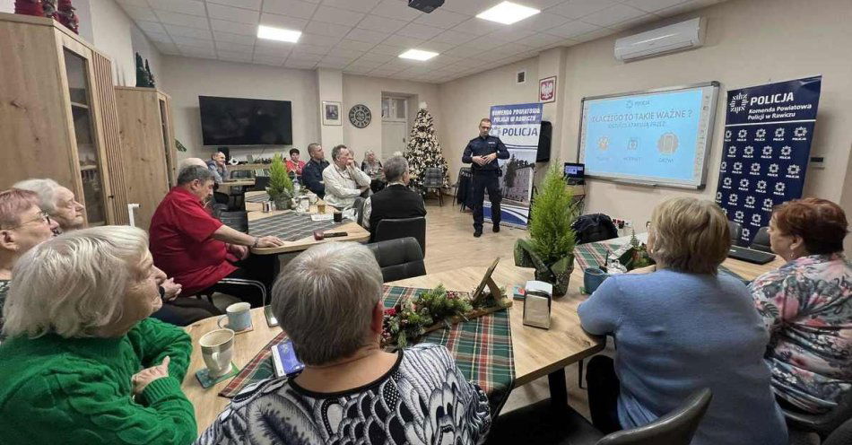 zdjęcie: Nie daj się oszukać Policja w Rawiczu edukuje seniorów / fot. KPP Rawicz