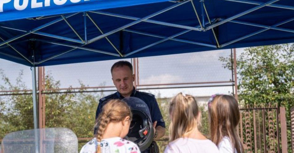 zdjęcie: Piknik rodzinny z udziałem grójeckich dzielnicowych / fot. KPP w Grójcu