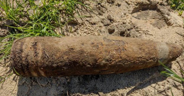 Niewybuch w rejonie szkoły w Gielniowie