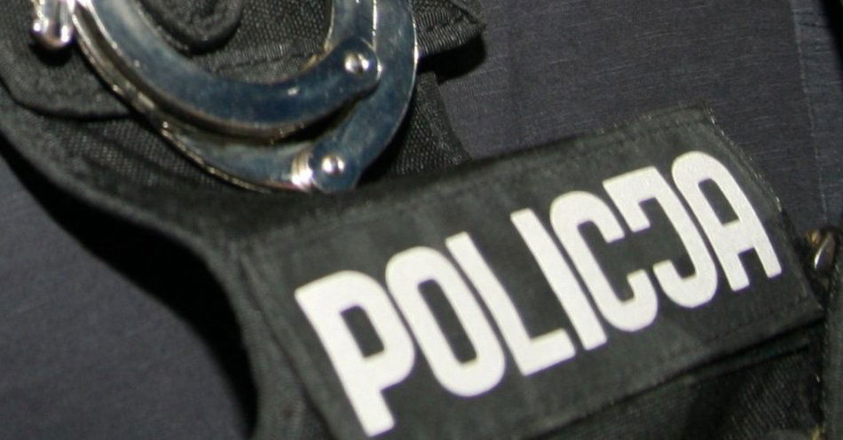 zdjęcie: W autobusie zaatakował pasażera. Krótko po tym został zatrzymany przez policjantów / fot. KMP w Radomiu