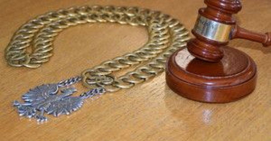 zdjęcie: Poszukiwany mężczyzna w wieku 43 lat zatrzymany z MDMA przy lesie / fot. KPP w Wołominie