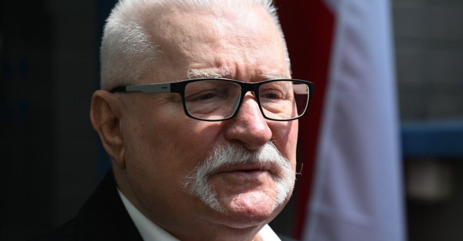 zdjęcie: Lech Wałęsa w szpitalu; przeszedł operację / fot. PAP