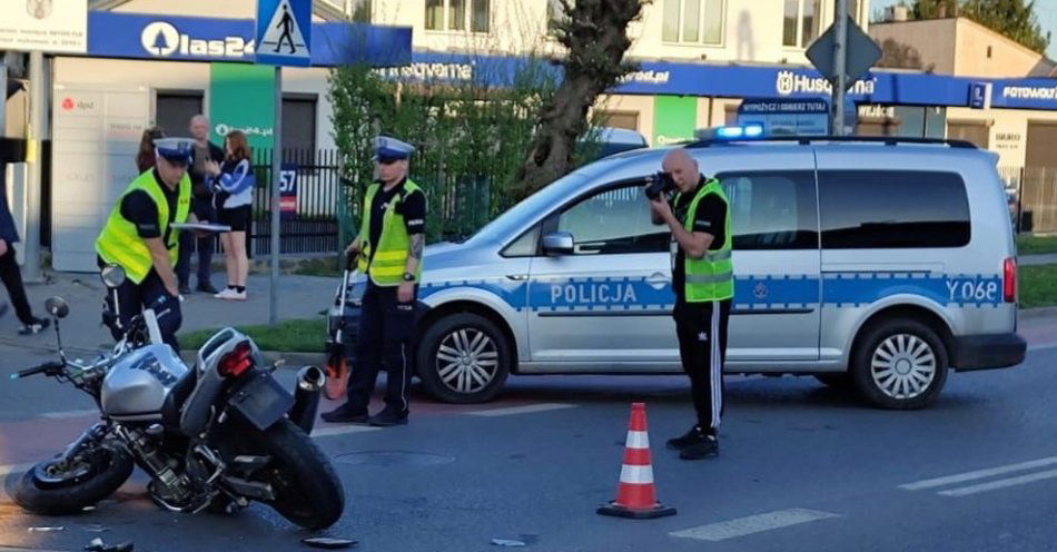 zdjęcie: Wypadek z udziałem motocyklisty w Radomiu / fot. KMP w Radomiu