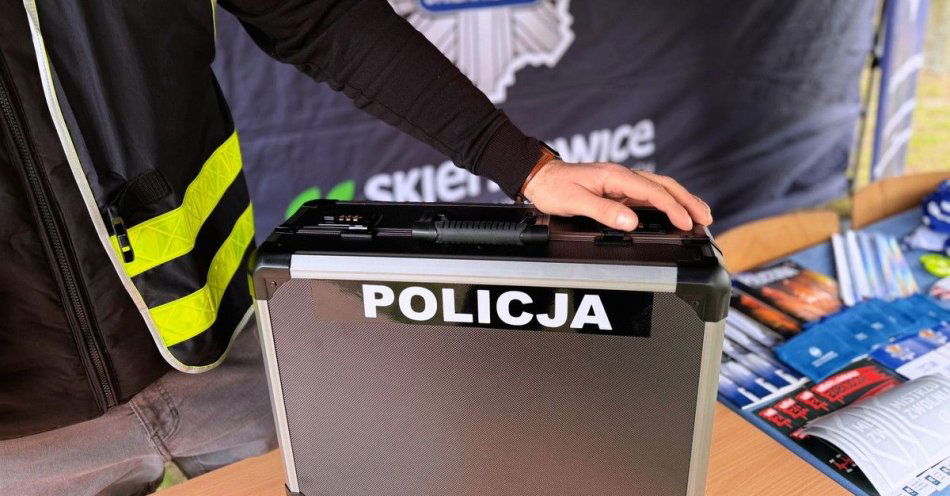 zdjęcie: Od szkoły do munduru Spotkanie z policją w Bolimowie / fot. KMP w Skierniewicach