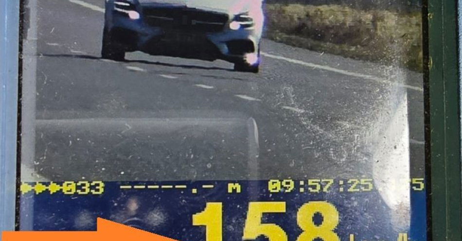zdjęcie: 158 km/h na DK94. Kierowca stracił prawo jazdy na 3 miesiące / fot. KPP w Bolesławcu