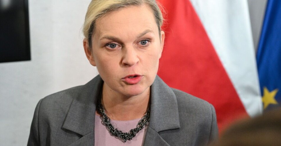 zdjęcie: Nie możemy czekać z nową edukacją dla bezpieczeństwa kilku lat / fot. PAP